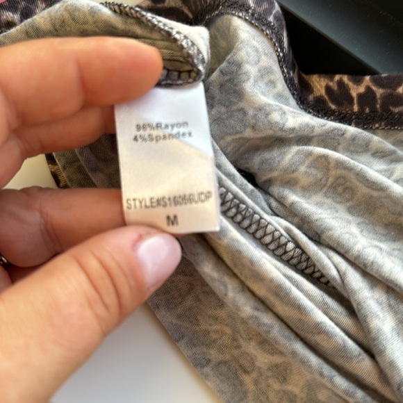 Mustard Seed Leopard Print Racerback Tank Top.  Sz M - Picture 7 of 8